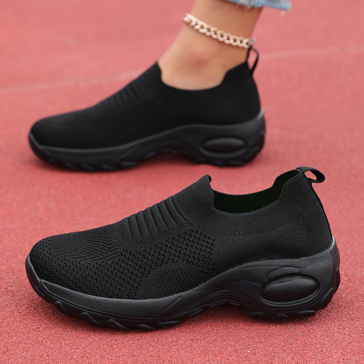 Modern Slip-On Sneakers for Women – Breathable and Comfortable for Daily Use