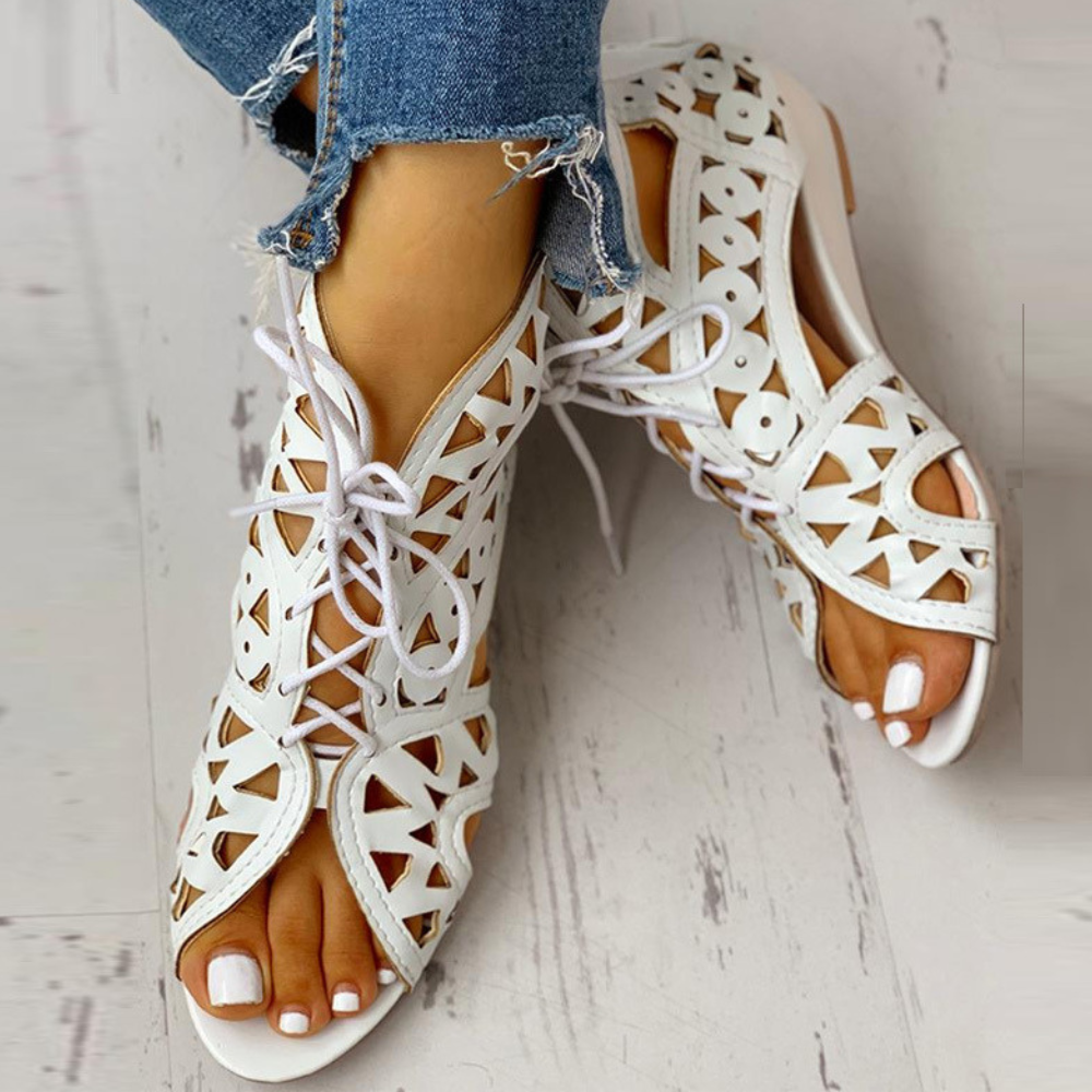 Luna Lace Sandals – Elegance and Comfort for Summer Days