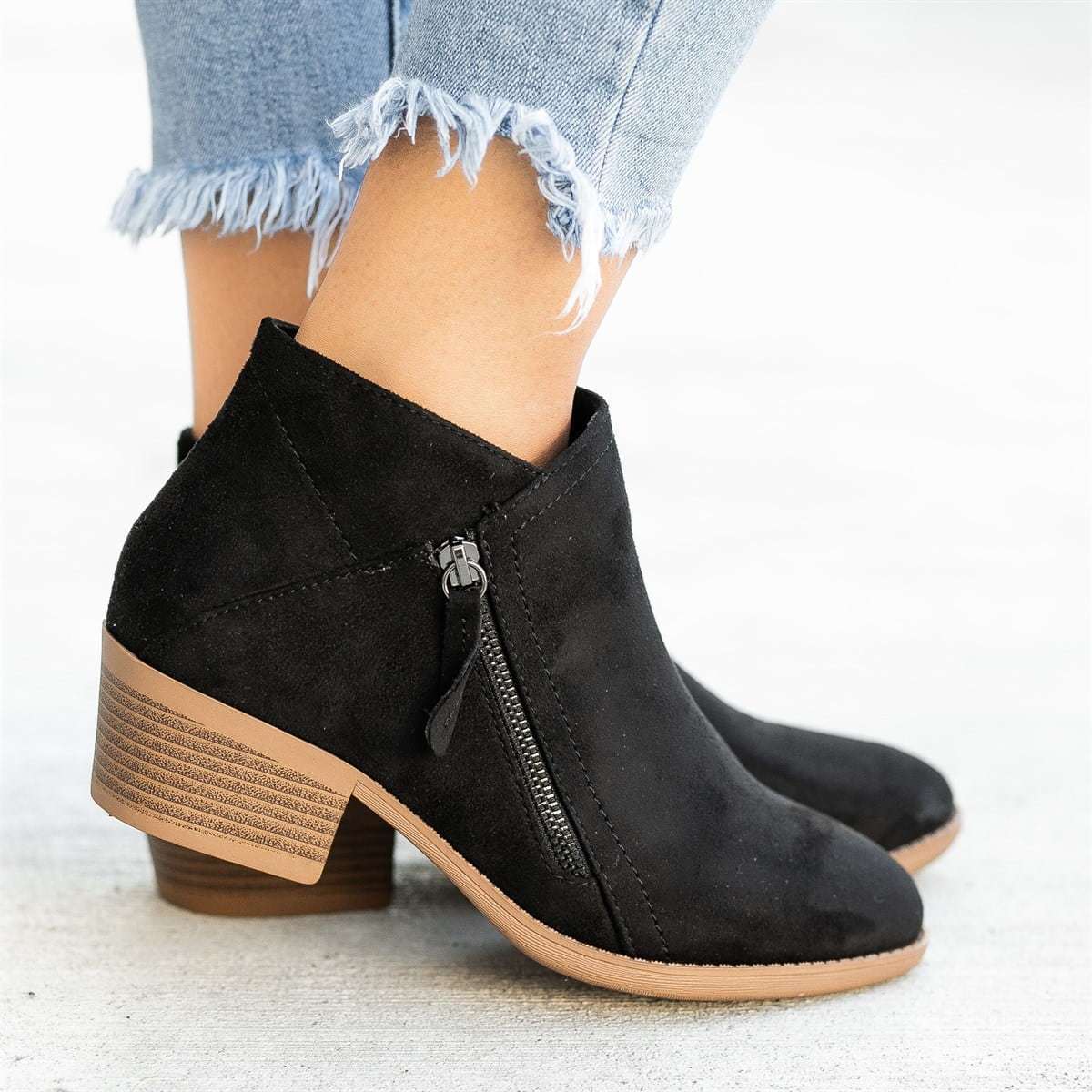 Orthopedic Women's Ankle Boots – Stylish and Comfortable for Every Day