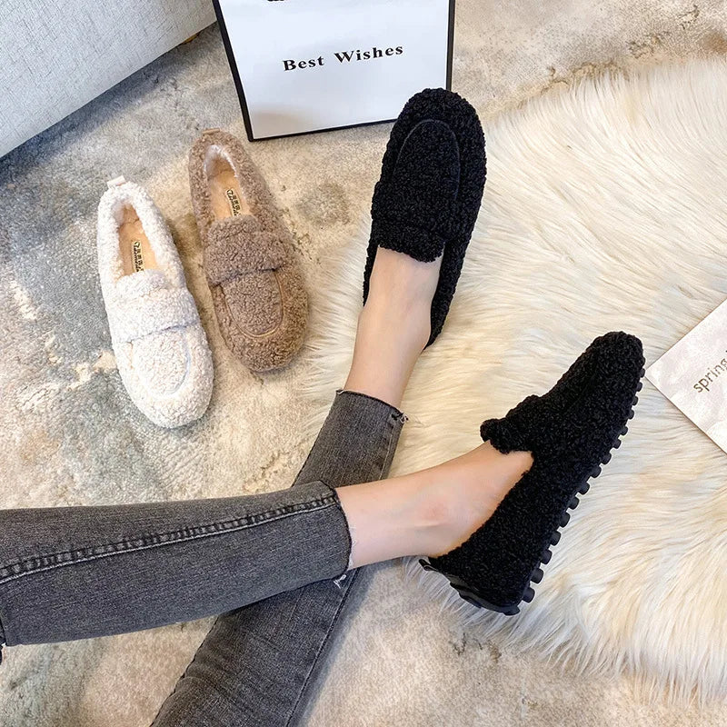 Lana Teddy Loafers – Warm, Comfortable, and Stylish