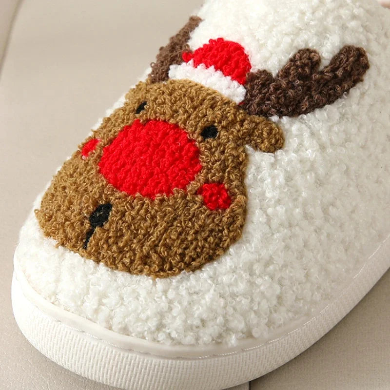 Reindeer Cozy Slippers – For Warm Feet and a Festive Atmosphere