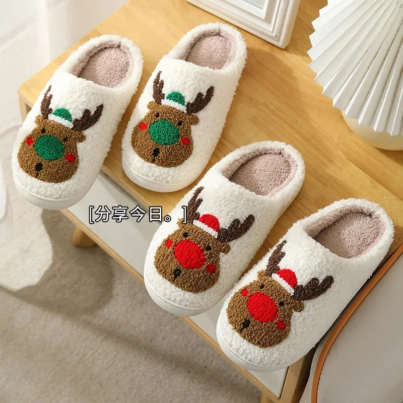 Reindeer Cozy Slippers – For Warm Feet and a Festive Atmosphere