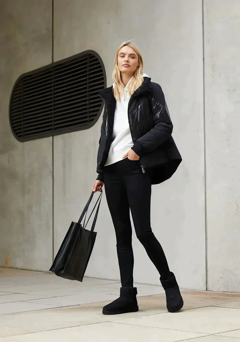 Ladies Winter Boots - Warm and Waterproof for Adventurous Women