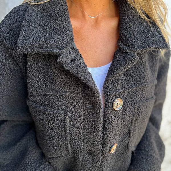 Lena's Cozy Teddy Coat – For Warm and Stylish Days